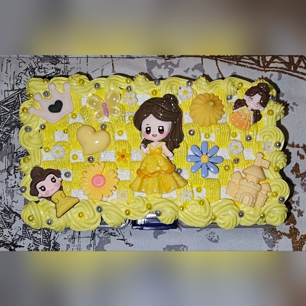 Custom or pre-designed decoden